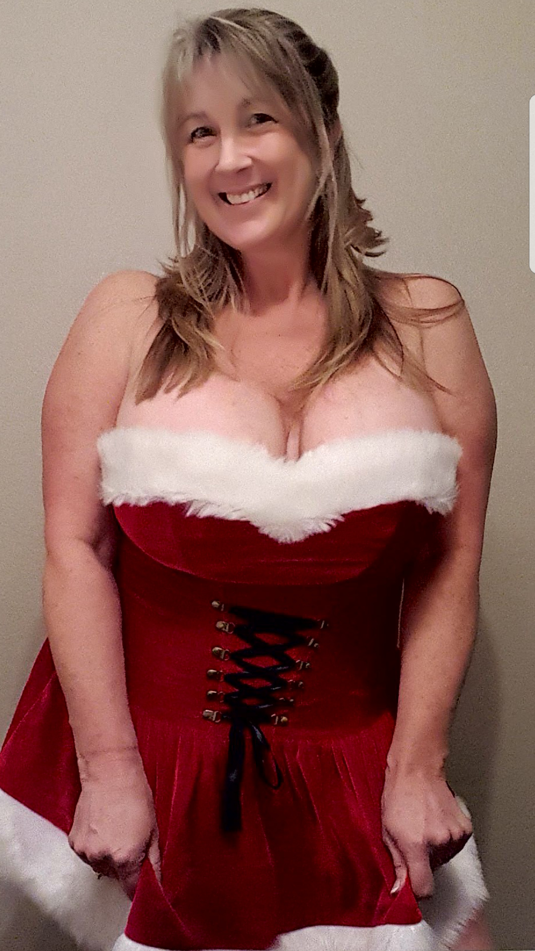 kygentleman6666:  762758: tjones42169:  Merry Christmas XOXO 