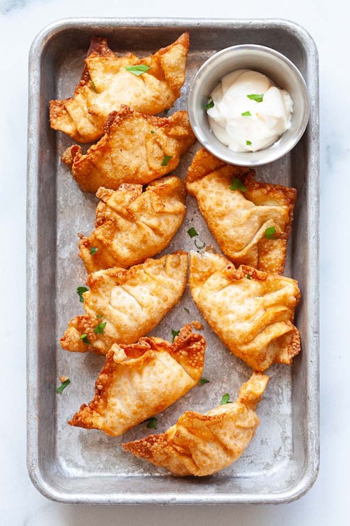 foodffs:  Fried Shrimp WontonsFollow for recipesIs this how you roll?
