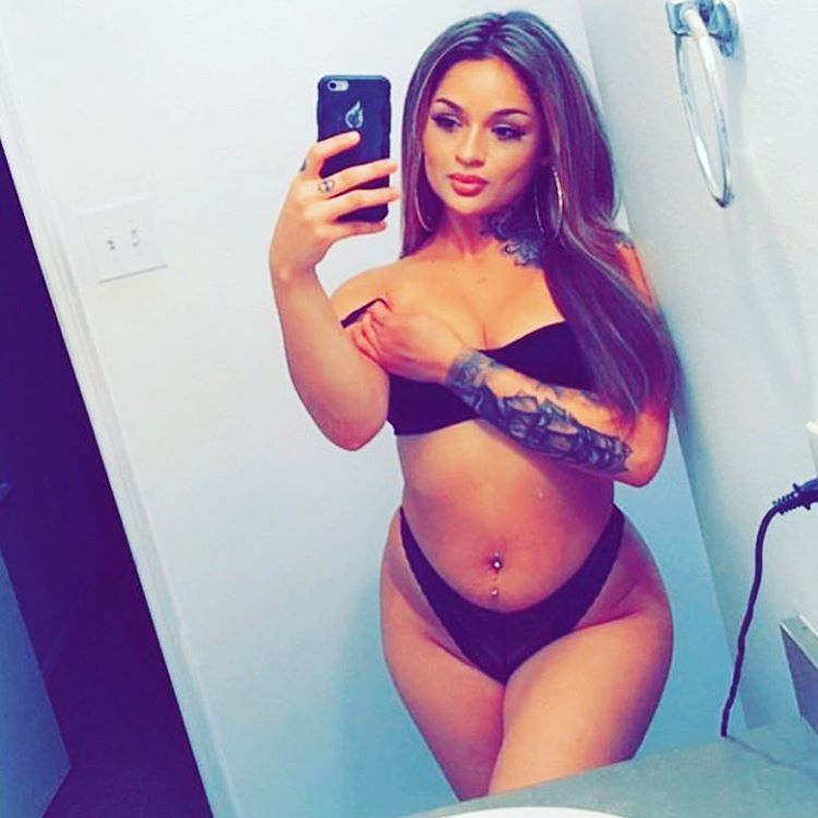 Hips? I call them handles!!  @d.mbri  @d.mbri  @d.mbri  @d.mbri