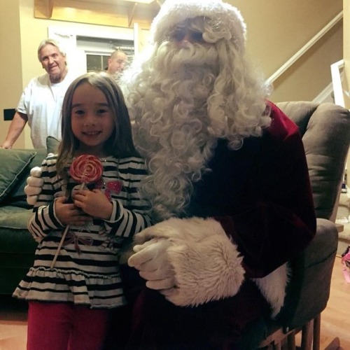 <p>Santa came for a visit to check on Squeaks! Thank you Westminster Fire Department for getting Santa here safely before the big night. The reindeer need to be eating and resting right now. #santavisit #santa #momlife #holidays #christmas</p>