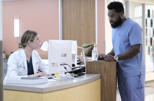 The Resident, Episode 4x04, “Moving On and Mother Hens” Promotional Photos
