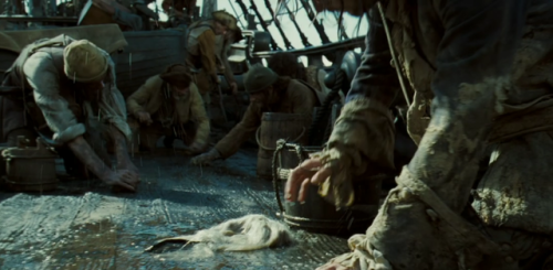 trashmenofmarveltv: i’m crying is James Norrington using his old wig as a washrag?