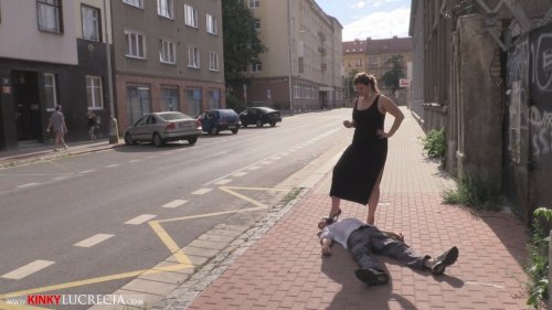 femalesruletheworld:“Another guy tried to mess with me, this is how he ended up – laying on the grou