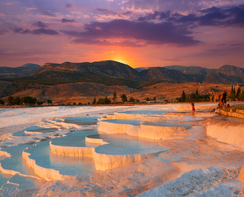 mothernaturenetwork: 12 magnificent views of travertine terraces around the worldTravertine terraces