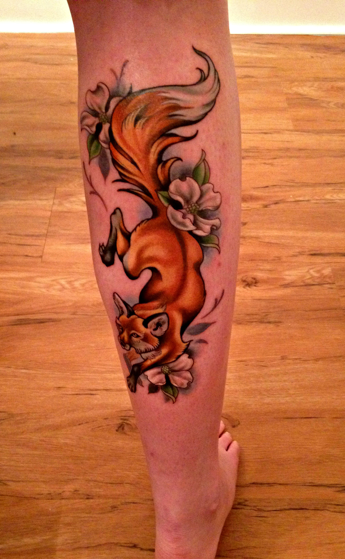 fuckyeahtattoos:  My fox tattoo a few hours after completion. Designed and tattooed