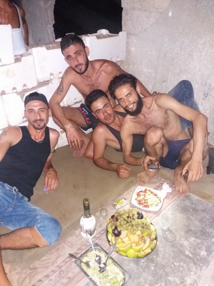 pornodiastrofikos:  HOT SYRIANS