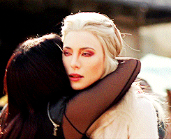 lesbian-tv-shows:  sapphoshands:  feistyregal-deactivated20150401:  and i scream from the top of my lungs  WE’RE GONNA HAVE TO TALK ABOUT THAT RAINBOW UMBRELLA BEHIND STAHMA OKAY   Support LGBT Movie Here