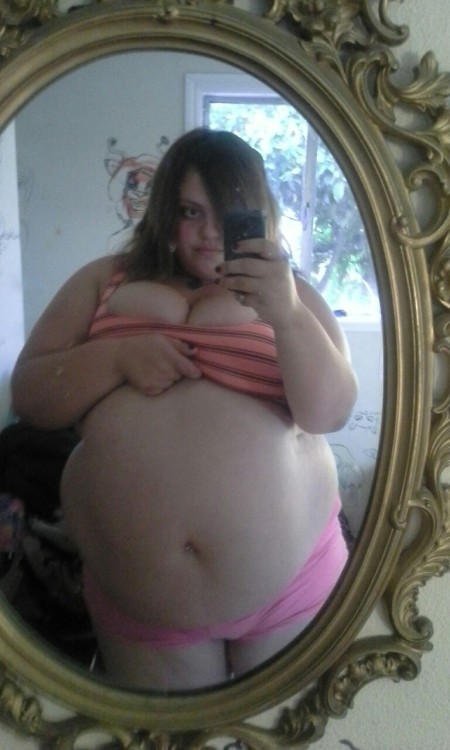 ssbbwsabrina: Welcome back, crappy quality phone camera.   