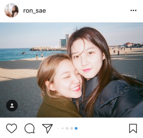 bec3272:[180202] Saeron’s Insta Update w/ YeriCaption: ‍♀️