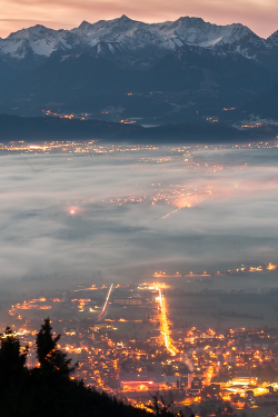 vurtual:  Night and light (by Marco Isler) 