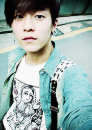 Porn forewalls:  9 favorite selcas of l.joe   photos