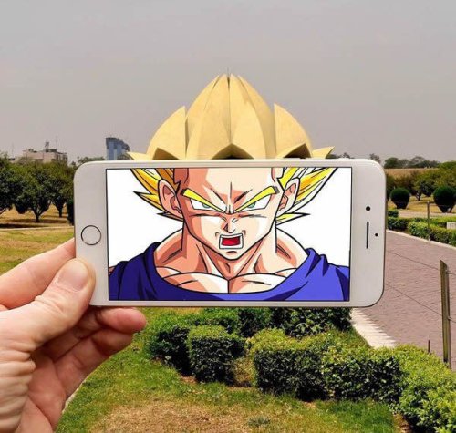 fuhrercraig:  kidslutti-:  ramenuzumaki:Amazing DBZ pictures by Francois Dourlen | Source: 1•2  Oh my god  Wow