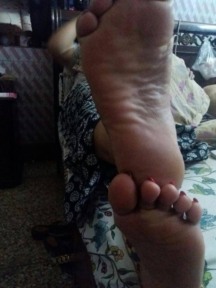 aqib7:  Guy sended his sister’s feet 