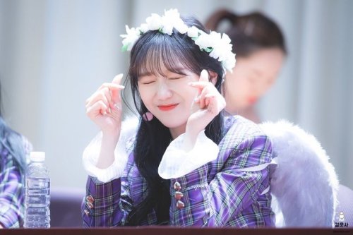 SuJeong (Lovelyz) - Apgujeong Fansign Event Pics