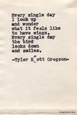 tylerknott:  Typewriter Series #548 by Tyler