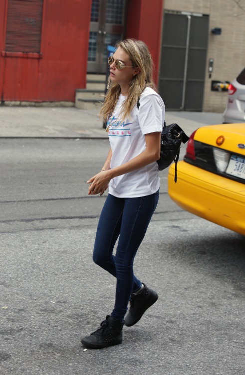 fiftyshadesofcara: 26/8/14 - Cara Delevingne out in Manhattan.