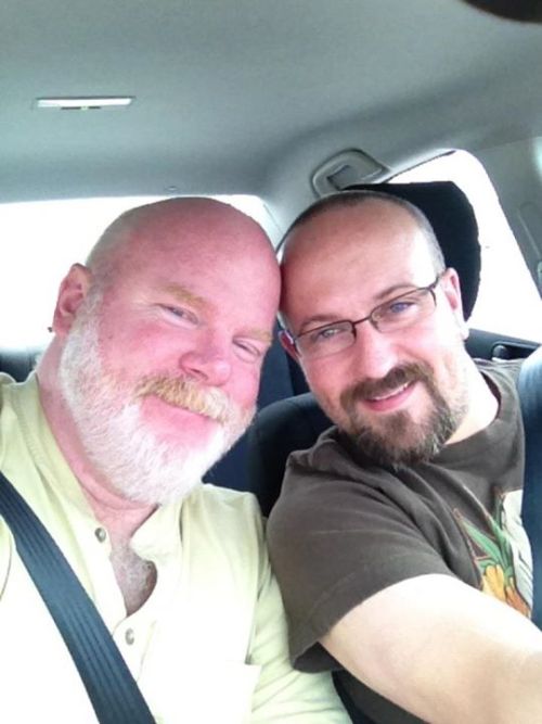 felixpiz:  thebigbearcave:  I guess it is HairyRedThursday (so beautiful, I can’t stop posting him)  yes I want him like that!!!