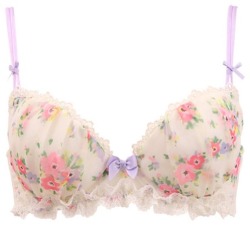 frillylacylove:  ♡ narue petit bouquet bra and panty ♡ 