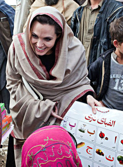 h0peful-melancholy:  Angelina Jolie opens a school for girls in Afghanistan, 2013. 