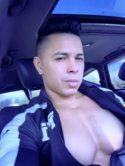 pectease:  Adrian Gallardo. Pectease: Mancleavage, Nip Slips, Tight Shirts.