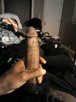 babiboi07:  SUBMISSION FROM: http://bbcifuwantit.tumblr.com“Can I put this tongue and dick in your sexy phat ass baby?”