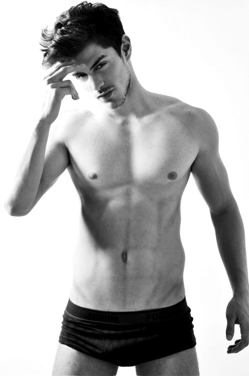 gaymadridboy:  hot 