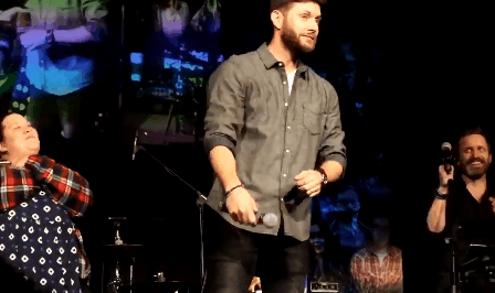 nothingidputbeforeyou: Aww yess. They have the sexiest of moves. Especially Jared’s hype dance