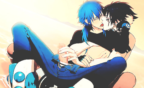 envy-and-pride:   envy-and-pride:  DRAMAtical Murder :Â Beach scene // Aoba x Ren