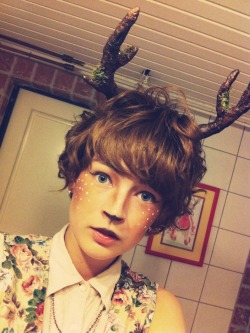 skogs:  i’m a deer AGAIN but this time