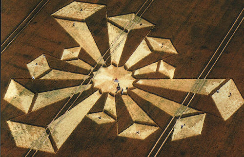 lolacshepard:  Codes of the cosmos? (Image Source)  “Irrespective of origin, crop