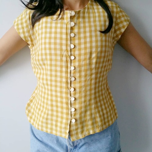 Description: Handmade Gingham Fitted Blouse with Frog Buttons Label: No Label. Possibly Handmade Siz