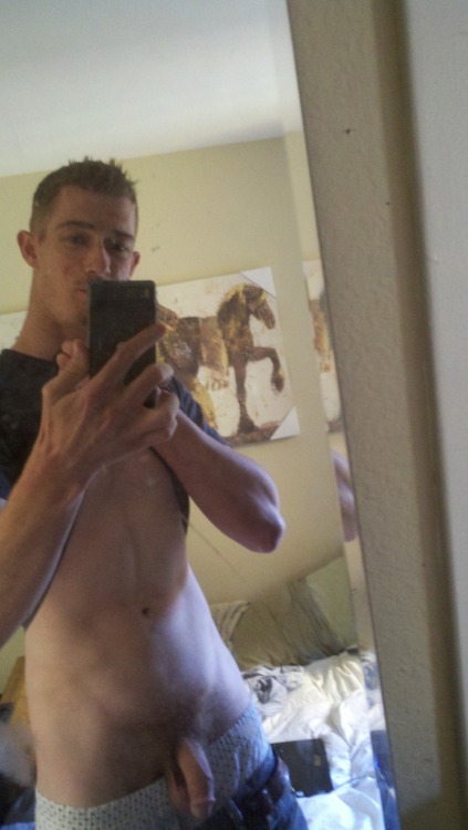 ...AND YET ANOTHER UNNECESSARY GAY NUDITY BLOG