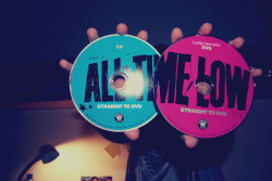 toilet-bloging:  All Time Low by Alltimemaria