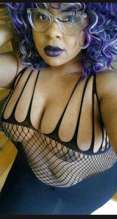 fresh5725:  One of my favorite freaks