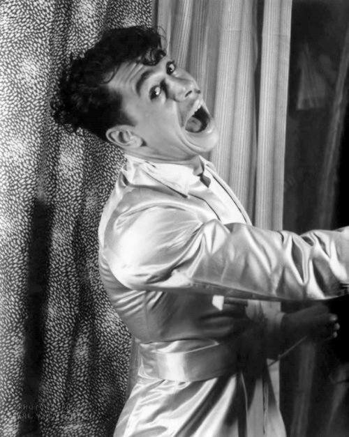 twixnmix:25-year-old Cab Calloway photographed by Carl Van Vechten on January 12, 1933.