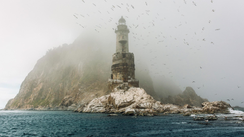 evilbuildingsblog:The abandoned Aniva Lighthouse found on Sakhalin Island