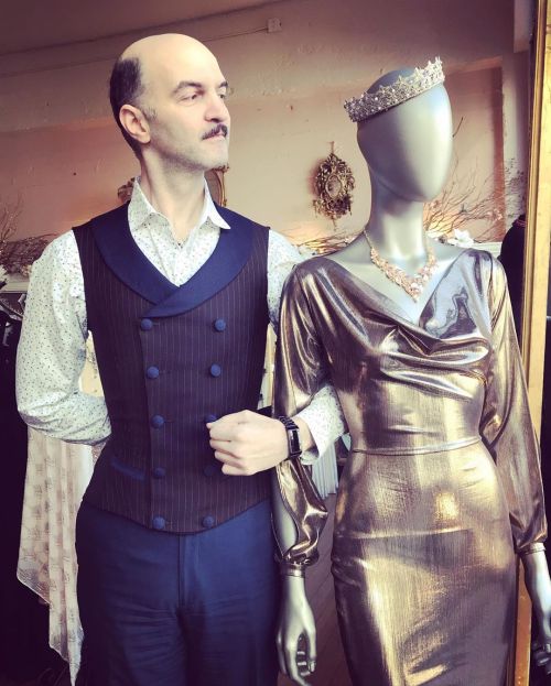 Not so very long ago, this friend and client picked up his bespoke Beau Brummel corset  #anotherworl