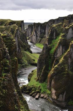 thevoyaging:  Canyon, Fjadrargljufur, Iceland photo via michele  Oooo, how pretty~