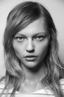 le-jardin-de-la-mode:  sasha pivovarova