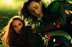 grounderbellamy-archive:Loki protecting Jane. (◡‿◡✿)