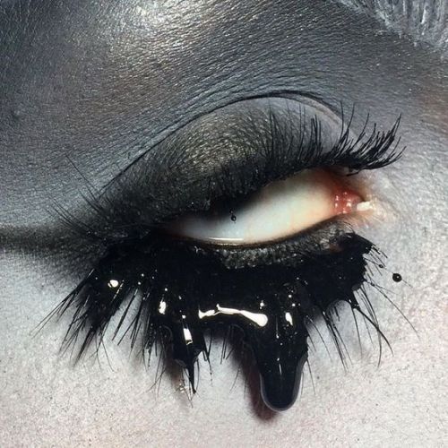 ▪️ V O I D ▪️  by beautybybitch(Source)