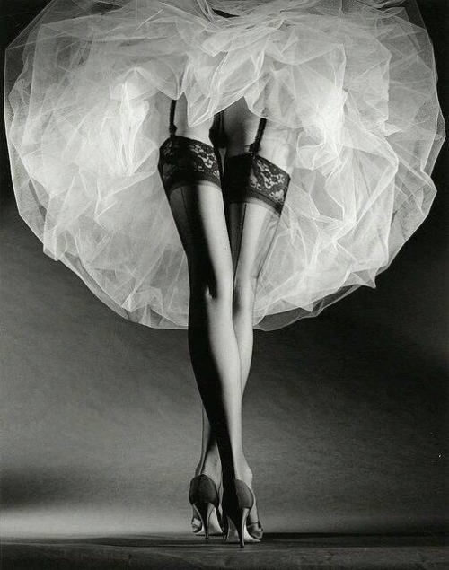 mirandacatt1:He loves me… He loves me in knots.  Little M