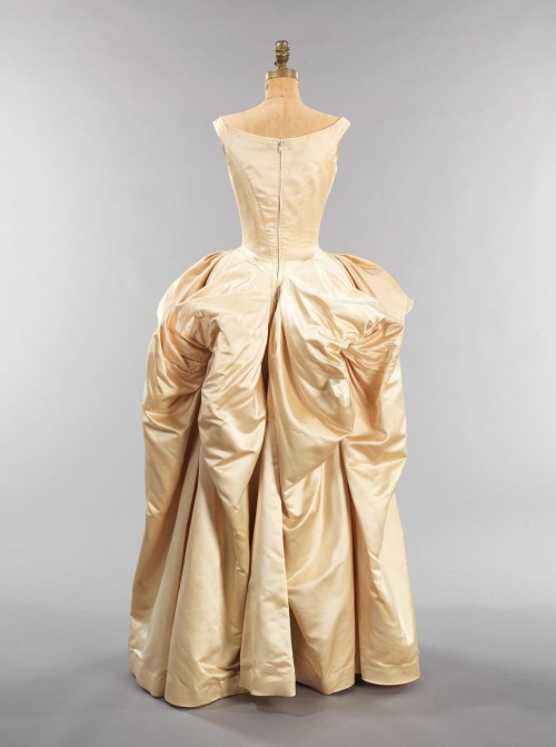 Charles James ball gown, 1951