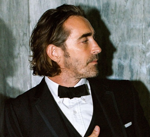 gedebe:Lee Pace dresses up for MET Gala [X]