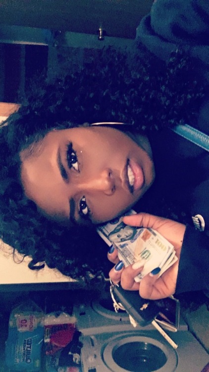 heyyreene:  An anon said “you must be a broke bitch to sell nudes”  Think again and never assume my financial situation based on how I make money 💰 im my own sole provider at 19😂  If you give it all to god you can be blessed too ….