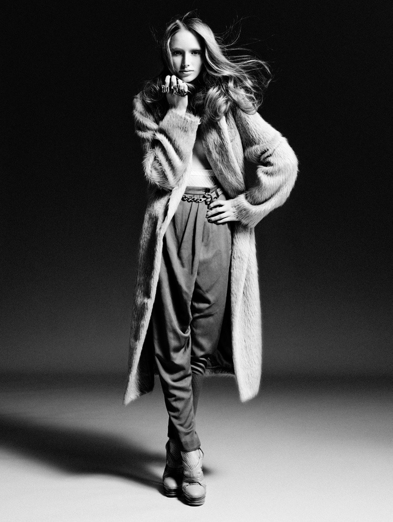 fromobscuretodemure:  Evija Kreišmane by Livio Bez for FierciVe Japan, 2010.