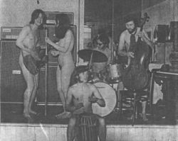 limpuragioia:  Black Sabbath (1969)