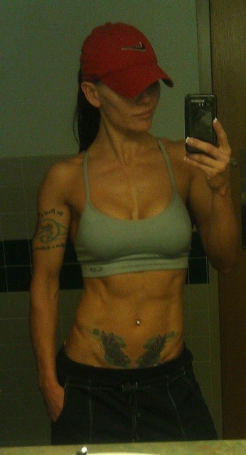 hardbody-fit-girls:  HardBodyFitGirls - Follow us for more fitness girls!
