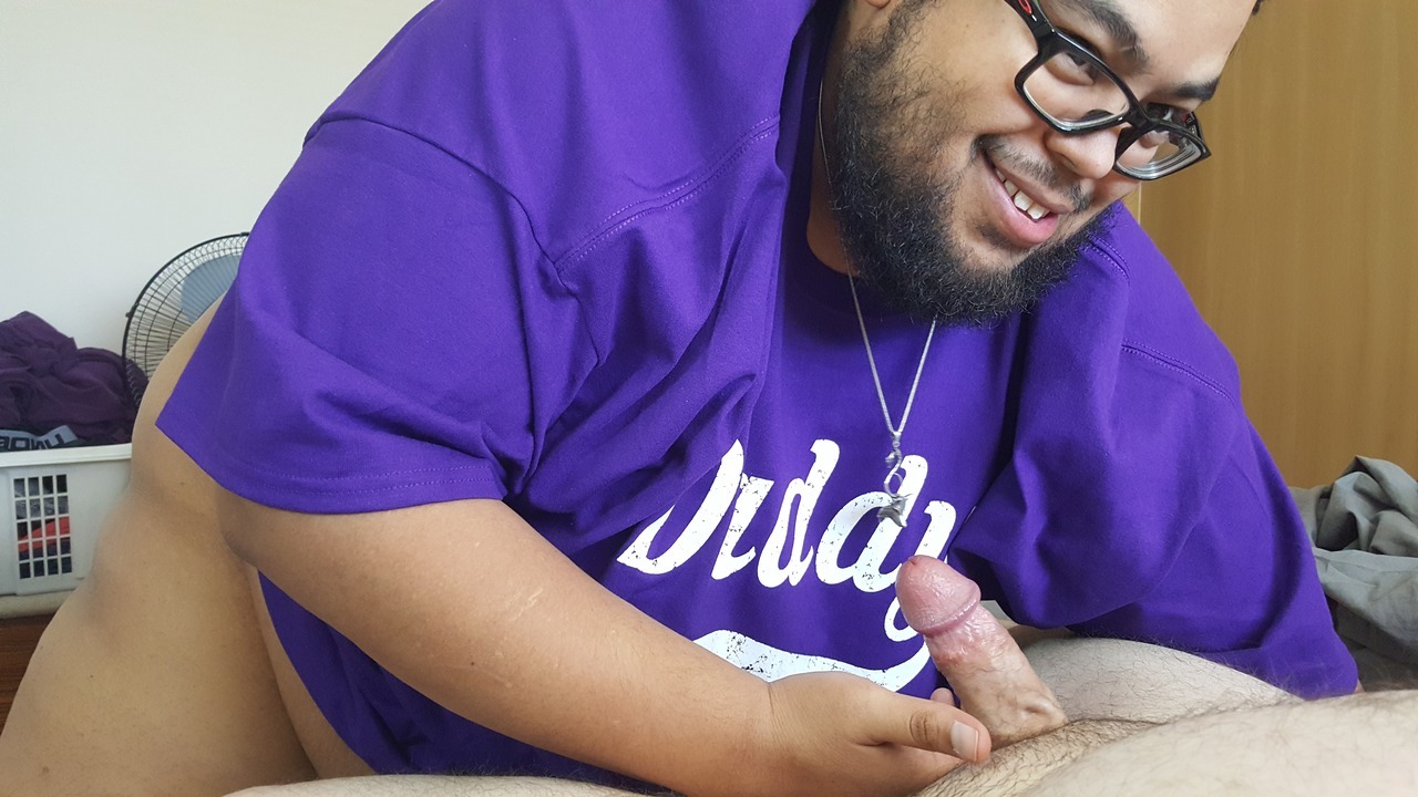 enigmacub:  enigmacub:  Happy Tummy Tuesday!   I got a new shirt today and you can