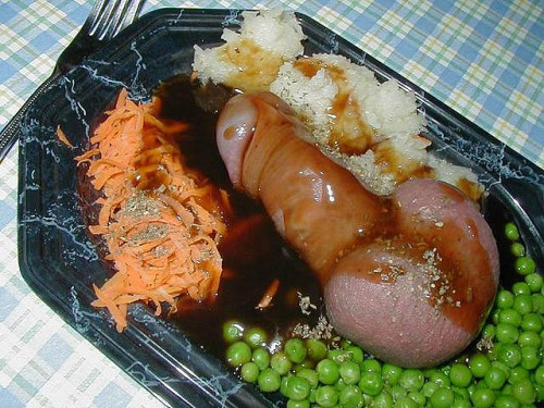 xesyxesyyoung:  robbinssie:  Look delicious lol  http://alexanderjya.tumblr.com  Eewwww